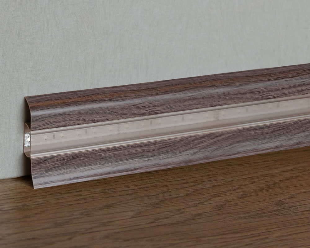 Плинтус ПВХ с кабель-каналом Рико Лео 159 Дуб английский