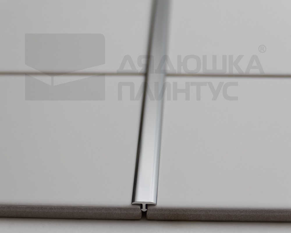 Т-образный порог для кварцвинила 10*4,5 мм 2,7м Хром PCRBC 1045