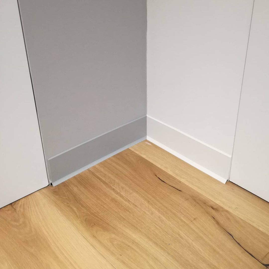 Плинтус ХДФ Dollken S60 60 мм х 2,575м 1248 Бело-серый