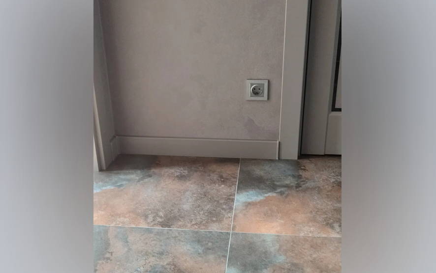 Плинтус прямоугольный ПВХ Дюра ИДЕАЛ 80мм 2,2м  001 Белый