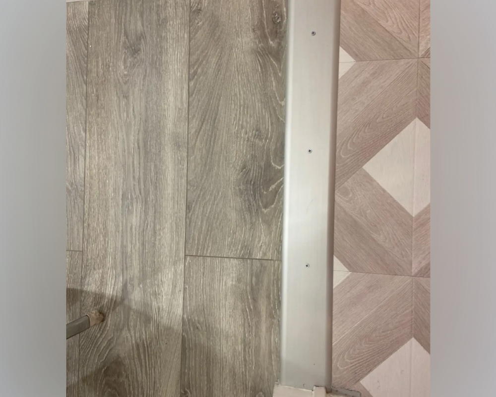 Порог одноуровневый ПС 05.1800.01л Серебро