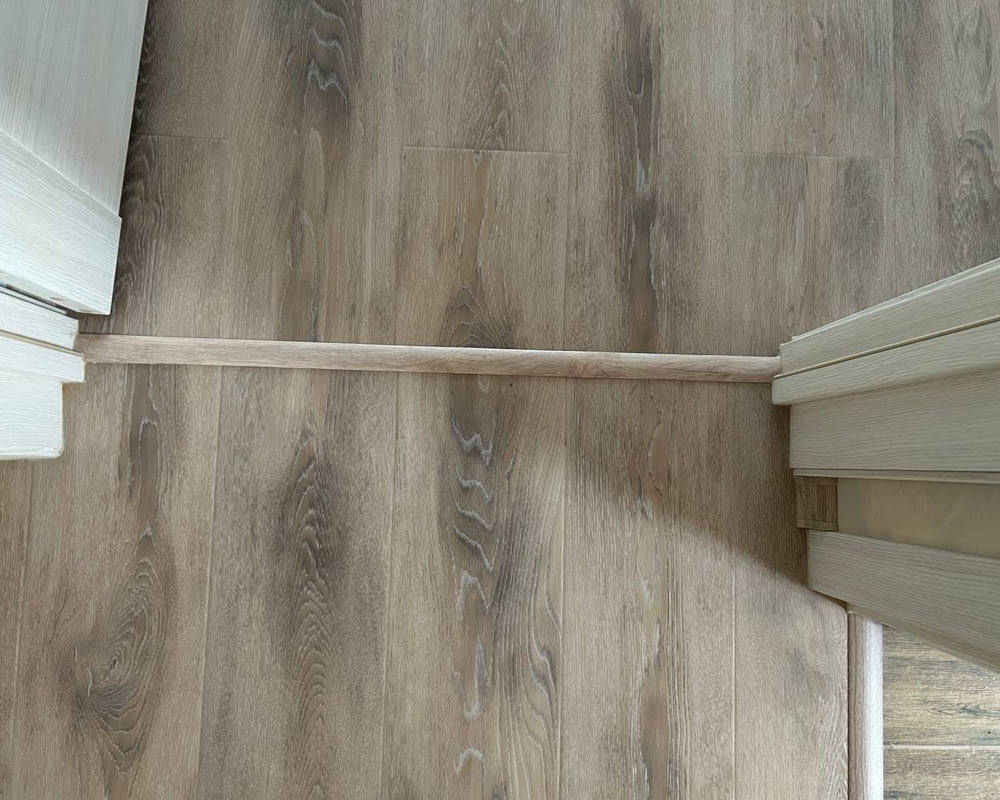 Порог одноуровневый ПС 04-3.900.050 0,9 м Дуб муссон грей