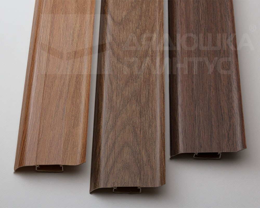 Плинтус ПВХ Идеал Классик 70мм 2,2м 292 Орех миланский