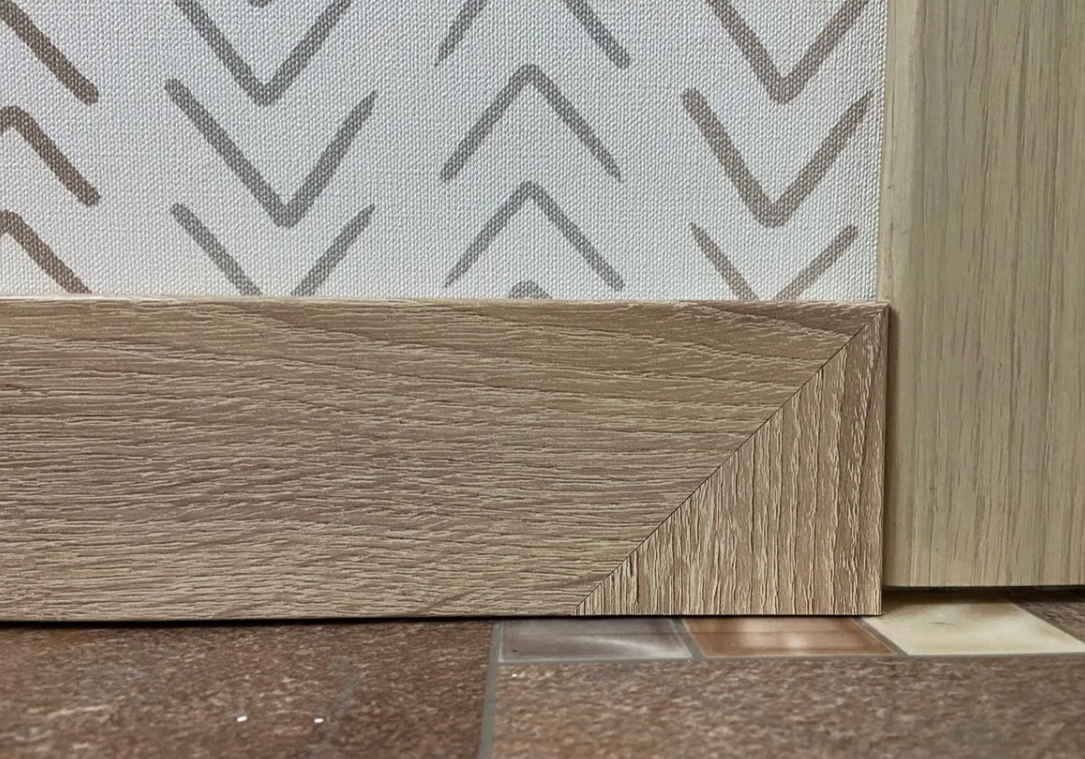 Плинтус ПВХ Рико Концепт 80мм 2,2м. 80015