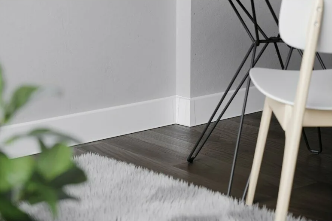 Плинтус ПВХ Волшебная палочка 70мм Home 2,2м 7002