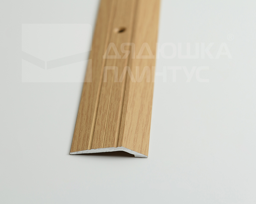 Порог разноуровневый ПР 03.1800.082 Дуб светлый