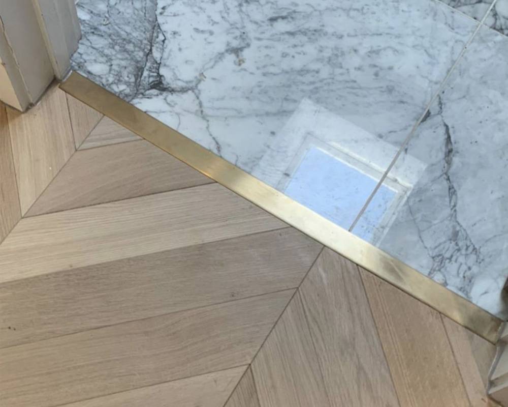 PVL37-04 Профиль Т-образный полукруглый латунь Антик бронза светлая 20мм х 2.7м