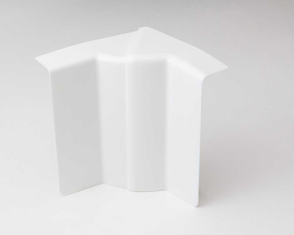 Угол внутренний комп. Белый