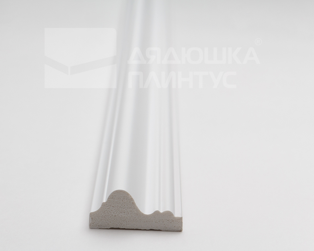 Молдинг из полистирола высокой плотности HI-WOOD LD32 32х15мм 2,0м