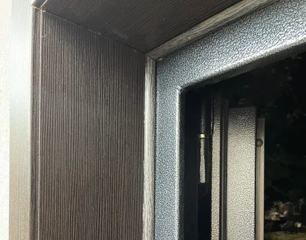 Галтель ПВХ LEMAL  14х14мм. 2,5м.  0018