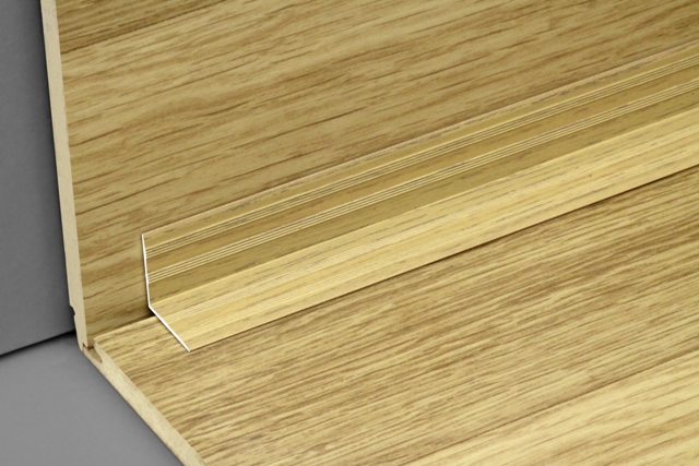 Порог угловой ПУ 05-1.900.045 Дуб дымчатый