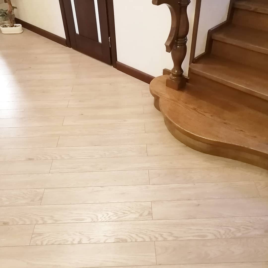 Плинтус МДФ Лука Пл 80МДФ.2700.Point line 24040 Дуб кантри белый