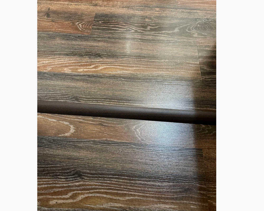 Самоклеящийся порог ЛС 35.1800.4092т Вишня темная