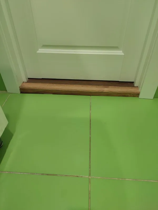 Порог угловой ПУ 02.1800.052 0,9 м Ель дымчатая