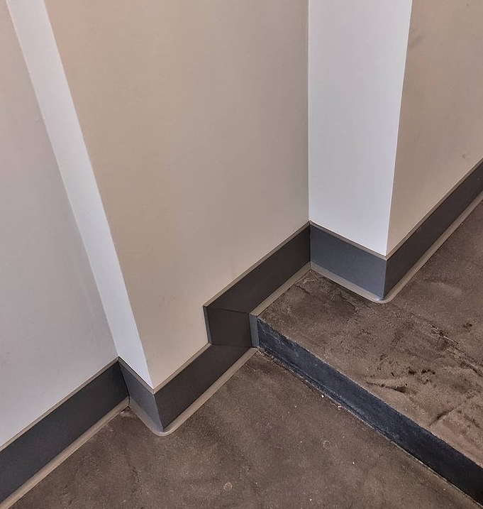 Плинтус ХДФ Dollken S60 60 мм х 2,575м 1184 Серый