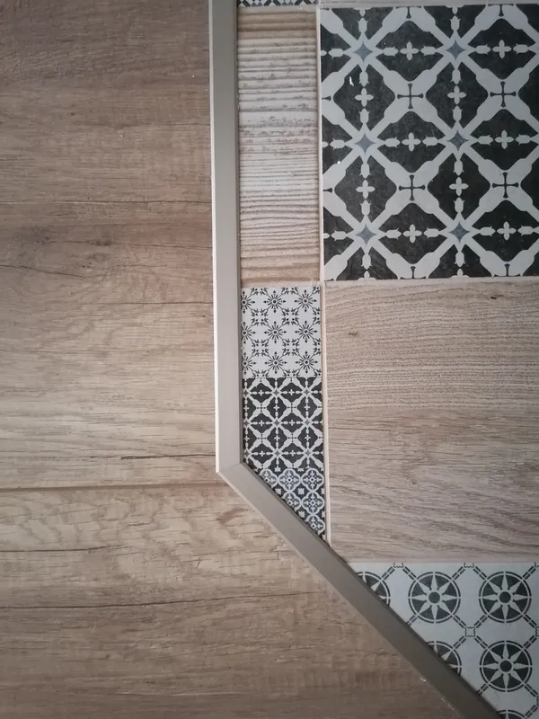 Профиль стыкоперекрывающий ПС 11НСМ(304).2700.042 2,7 м Шампань