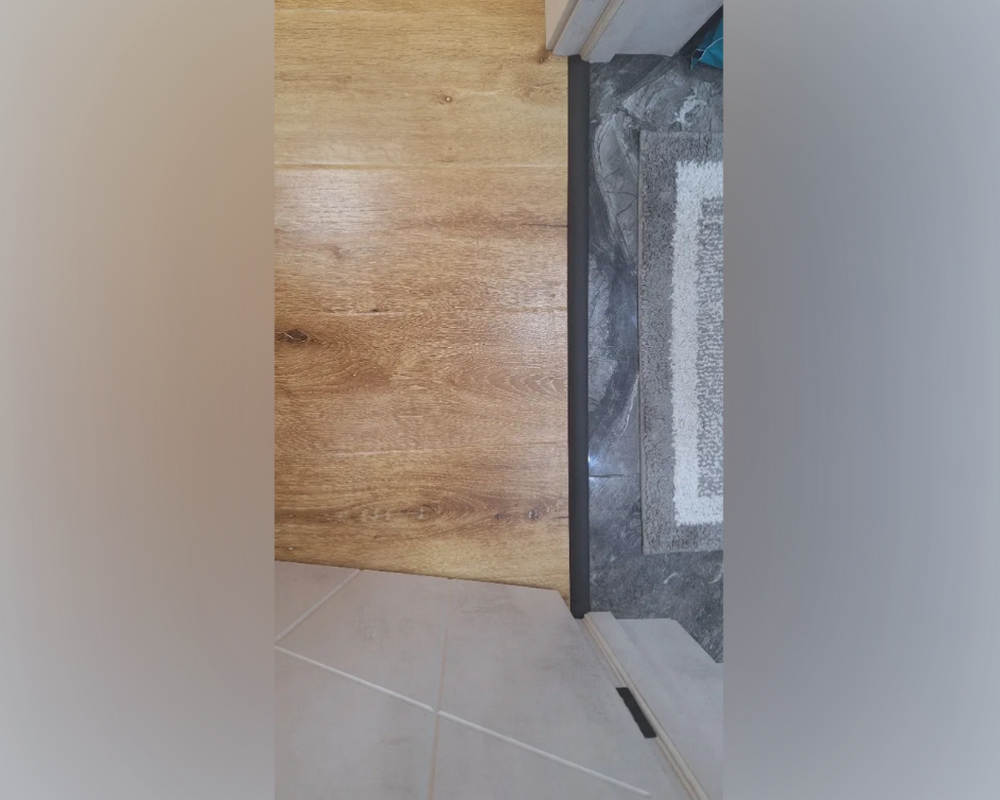 Самоклеящийся порог ЛС 35.900.4092т Вишня темная