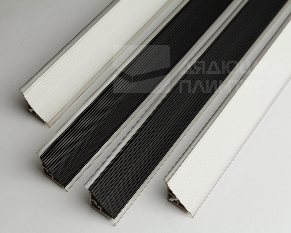 Плинтус для столешниц вогнутый рифленый ПВХ 25*25мм 3,05м. Белый