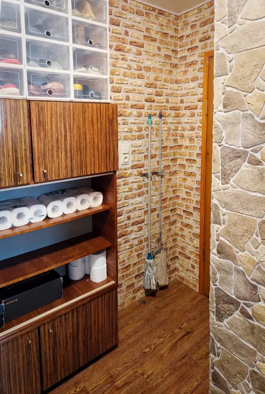 Панель ПВХ самоклеющаяся 473*470 мм 15шт/уп. Мергель глинистый. Цена указана за 3,3 м²