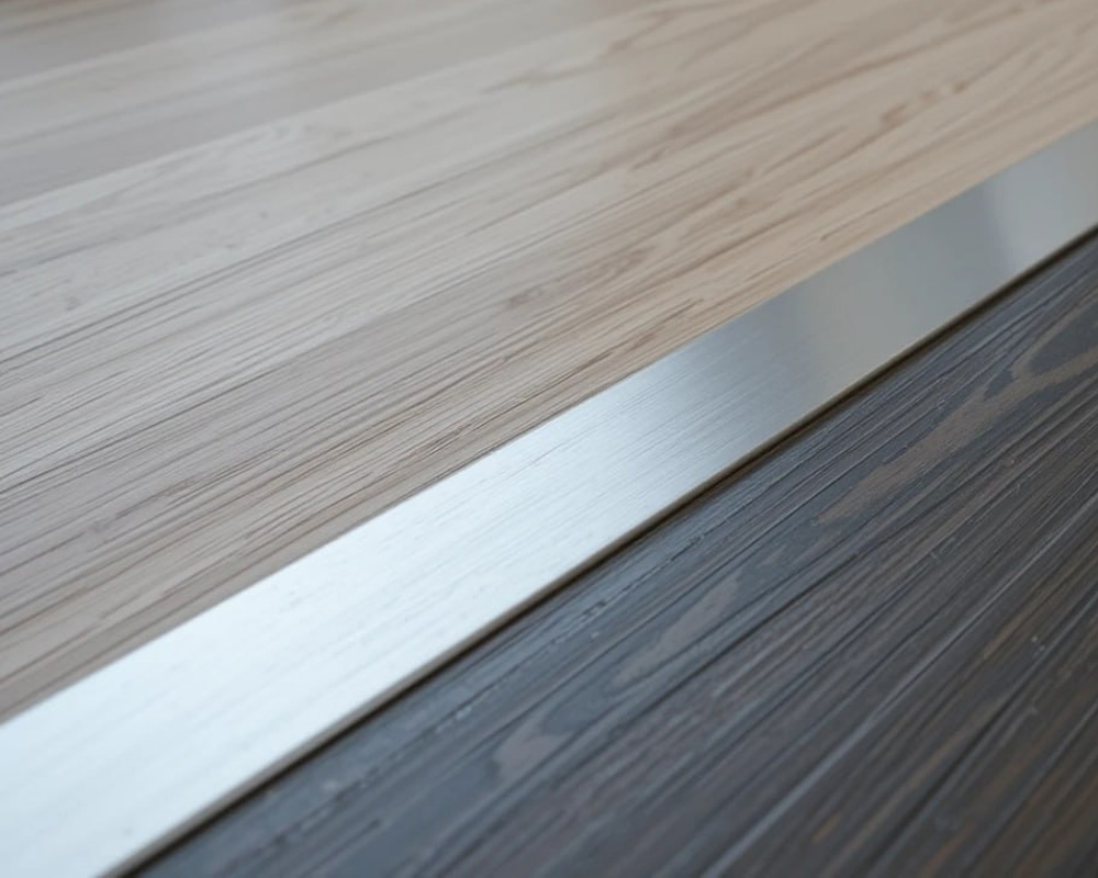 Профиль стыкоперекрывающий ЛС 10НСВ(304).2700.001 2,7 м Серебро