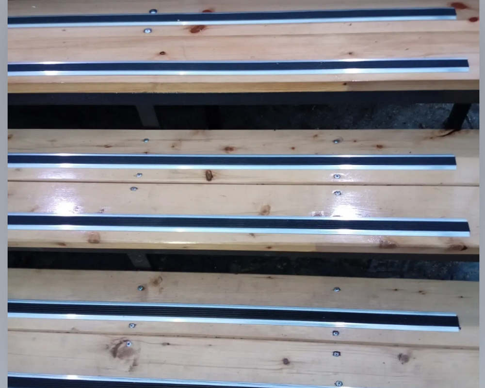 Порог одноуровневый ПС 08-1.2700.202л Золото анод