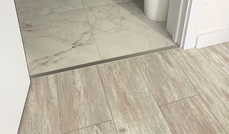 Профиль стыкоперекрывающий ЛС 10НСМ(304).2700.042 2,7 м Шампань