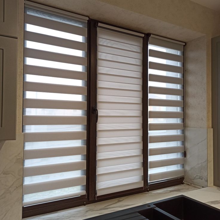 Роллета день/ночь КАНЗАС УЮТ 70*160 Светло-серый