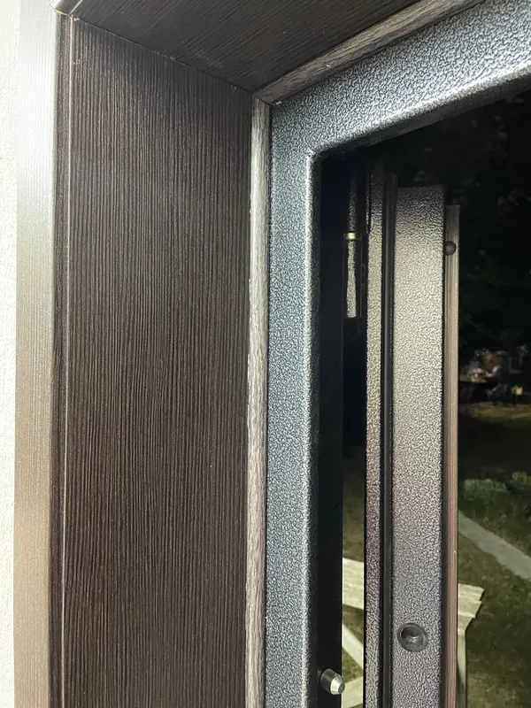 Галтель ПВХ LEMAL 14х14мм. 2,5м. 8695