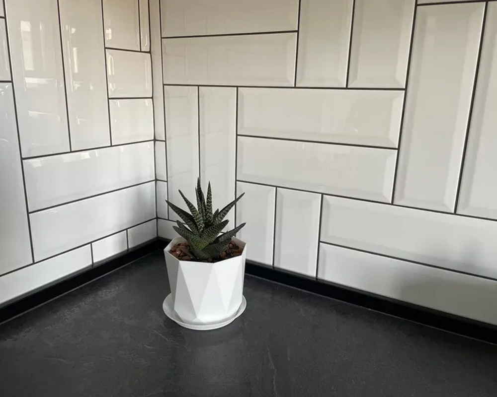 Плинтус для столешниц BL44 Black stone 37*24*3000 мм.