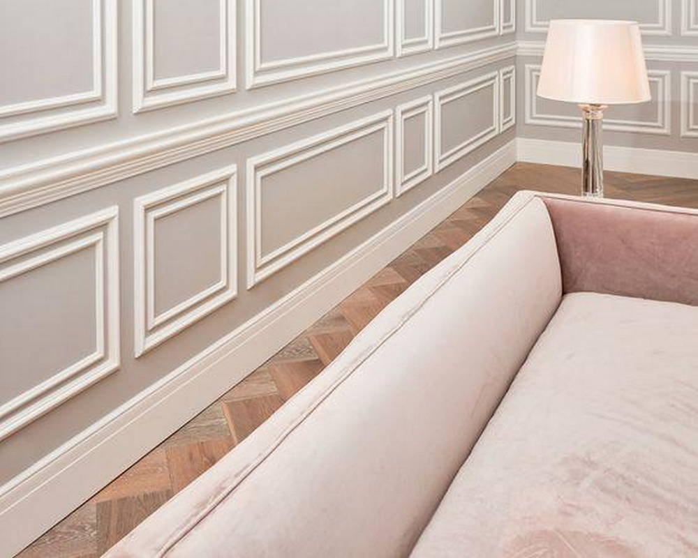 Плинтус из полистирола высокой плотности HI WOOD B120V1 120мм х 16мм х 2,0м.