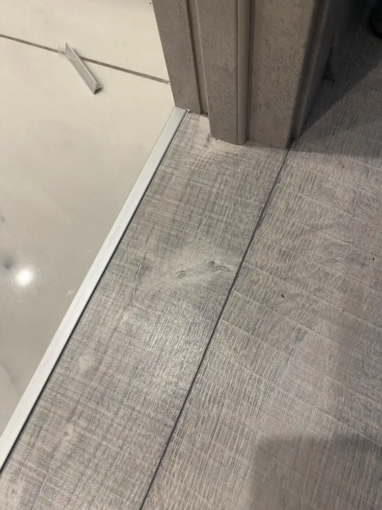 Профиль стыкоперекрывающий ЛС 10НСМ(304).2700.001 2,7 м Серебро