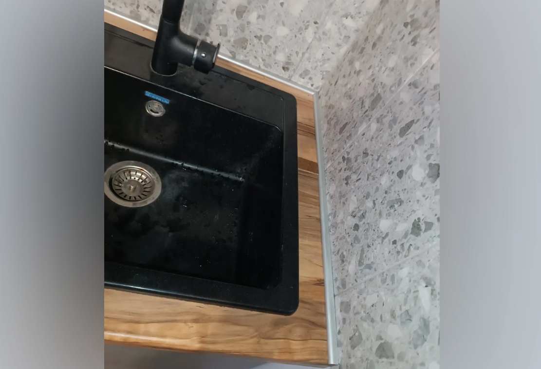 Профиль окантовочный Волшебная палочка Expert MSPKE 03-9.2700.01L 9мм 2,7м Серебро Люкс