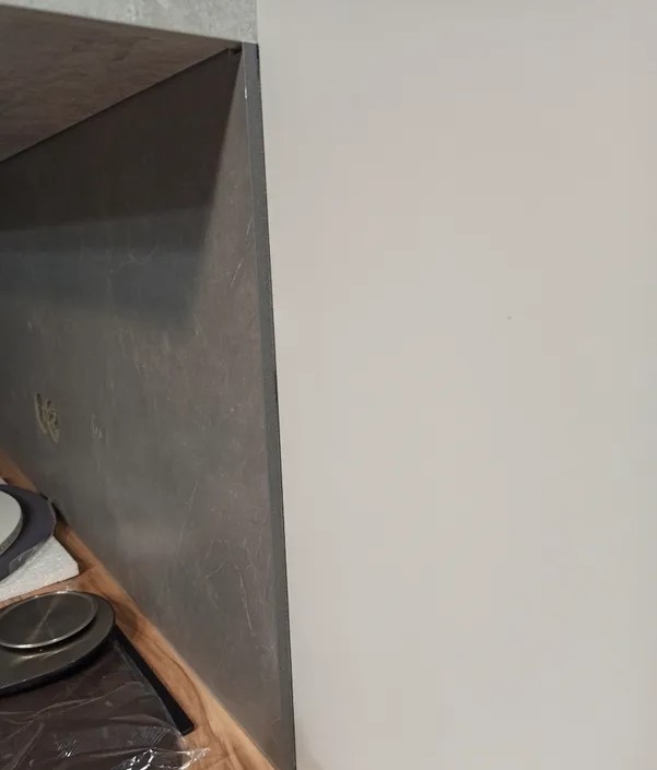 Алюминиевый внутренний профиль универсальный ПО-В9 (72276PX)  серый муар 2,7 м.