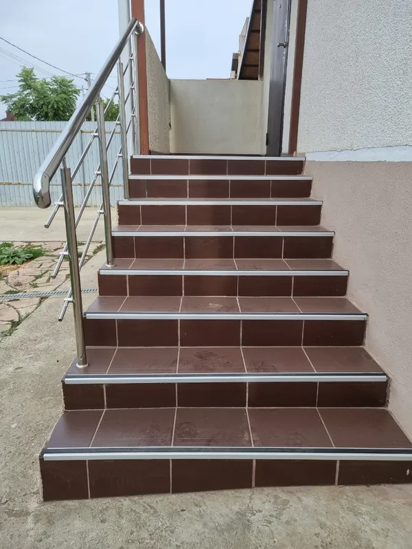 Порог угловой ПУ 70.1800.01л Серебро