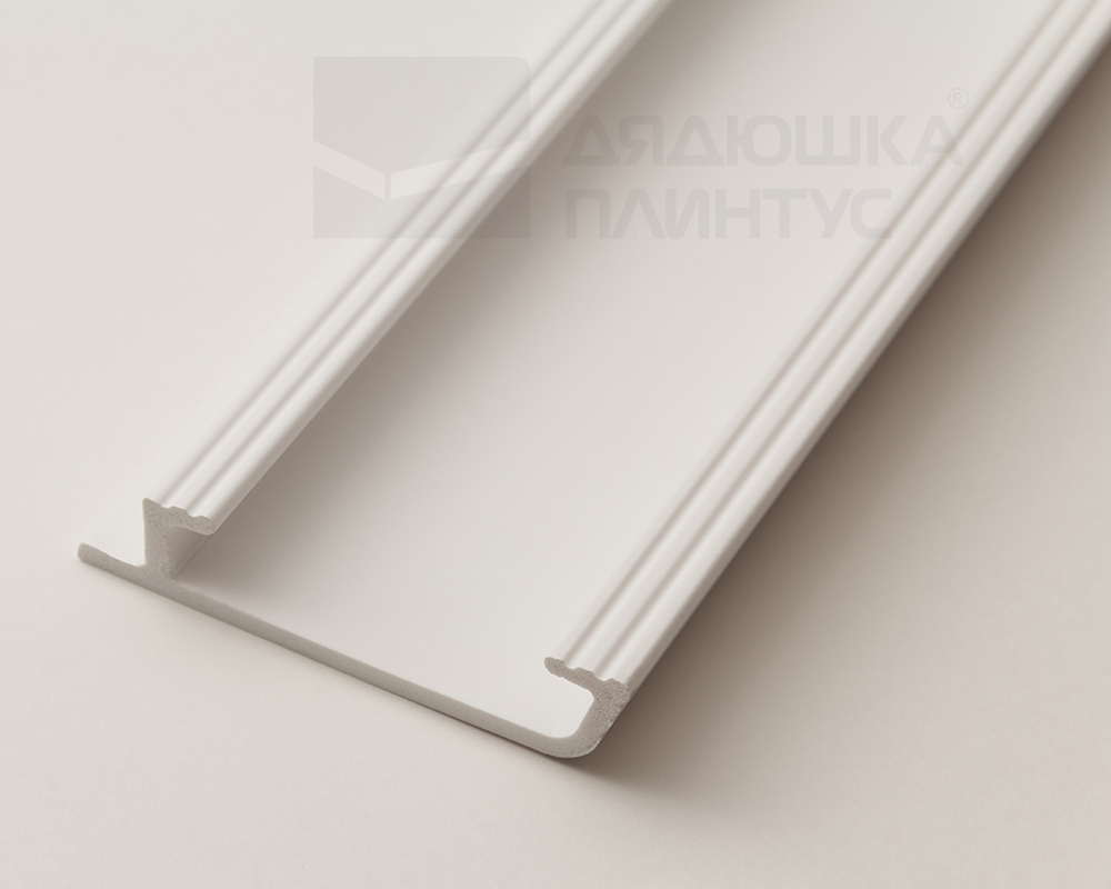 Плинтус СОЛИД 1 UHD 45/90 90*20*2000 Белый под покраску