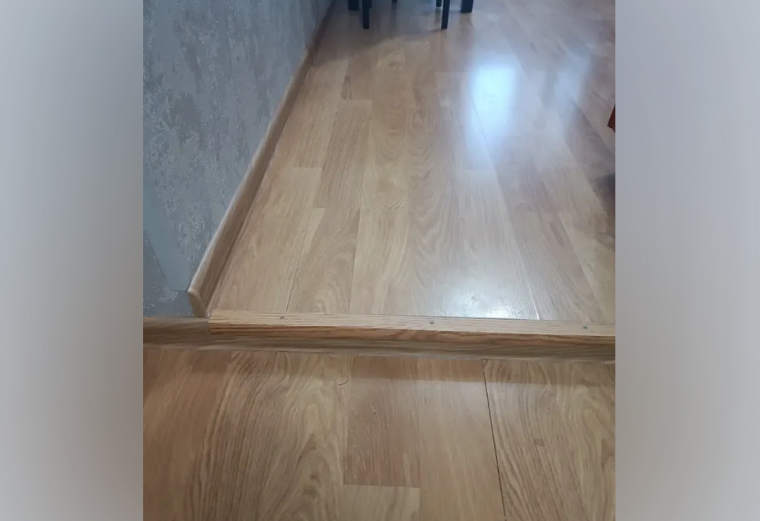 Порог угловой ПУ 05.900.095 Дуб венге